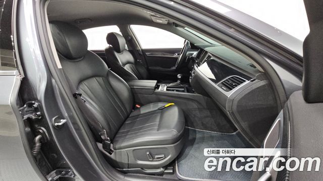 Hyundai Genesis 2016 — photo 18
