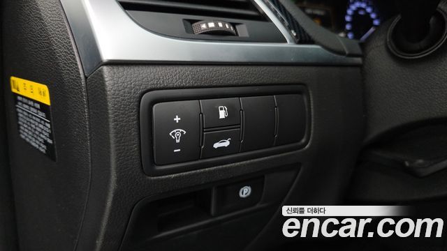 Hyundai Genesis 2016 — photo 23