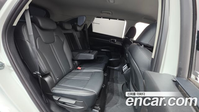 Kia Sorento 2023 — photo 18