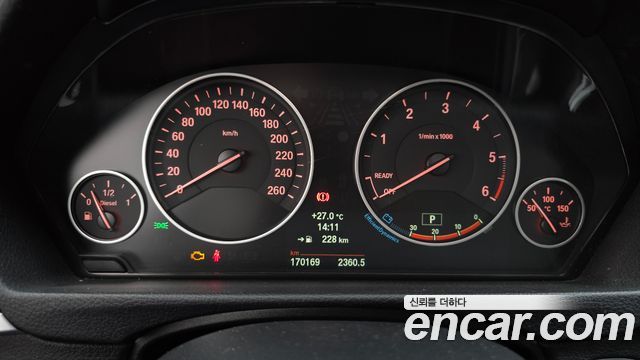 BMW 3-Series 2013 — photo 8