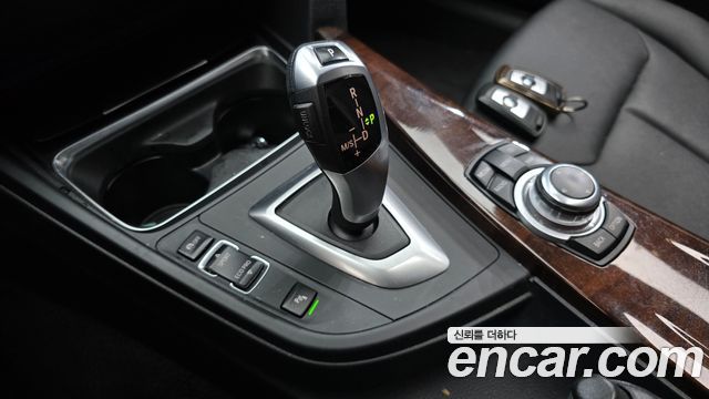 BMW 3-Series 2013 — photo 9