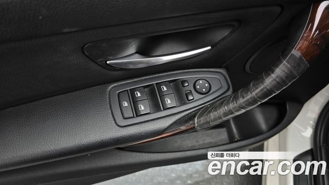 BMW 3-Series 2013 — photo 17