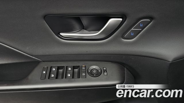 Hyundai Kona 2025 — photo 18