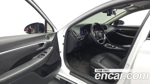 Hyundai Sonata 2021 — photo 13