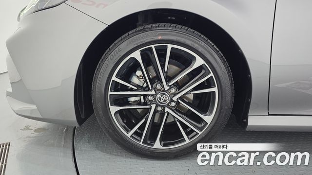 Toyota Camry 2025 — photo 5