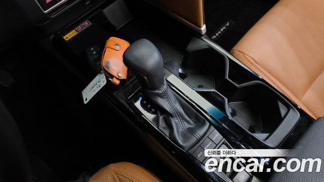 Toyota Camry 2025 — photo 12