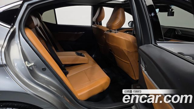 Toyota Camry 2025 — photo 18