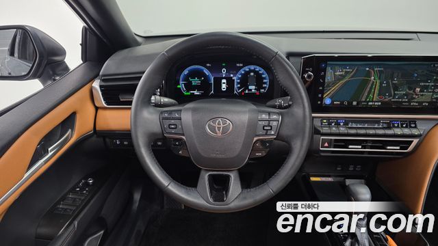 Toyota Camry 2025 — photo 19