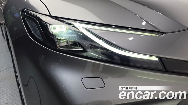 Toyota Camry 2025 — photo 8