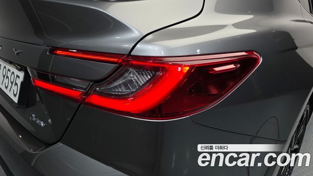 Toyota Camry 2025 — photo 9