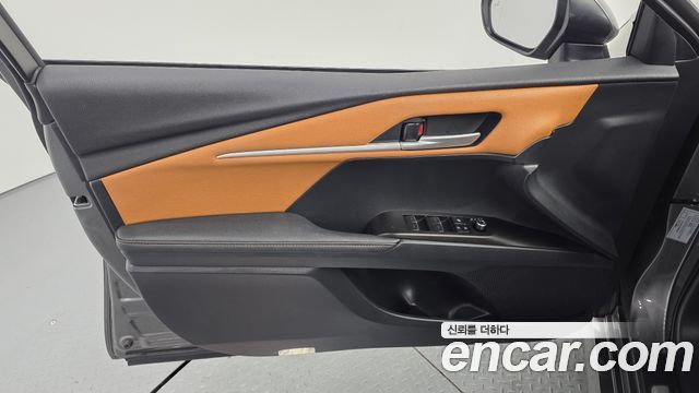 Toyota Camry 2025 — photo 14