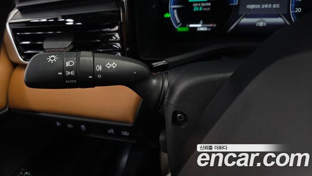Toyota Camry 2025 — photo 29