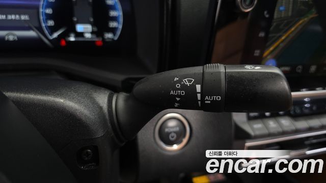 Toyota Camry 2025 — photo 30