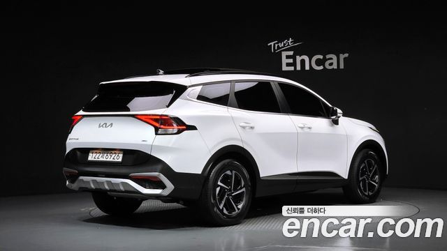 Kia Sportage 2023 — photo 2