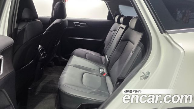 Kia Sportage 2023 — photo 17