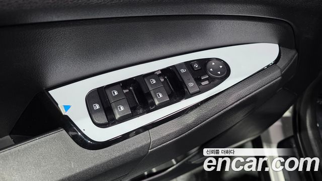 Kia Sportage 2023 — photo 24