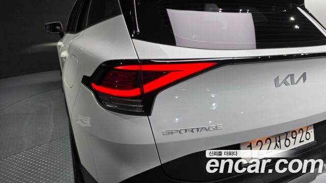 Kia Sportage 2023 — photo 9