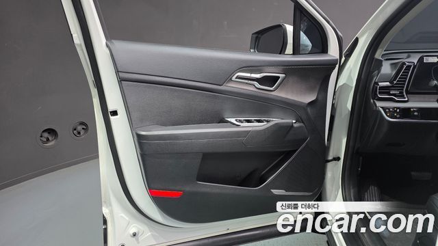 Kia Sportage 2023 — photo 14