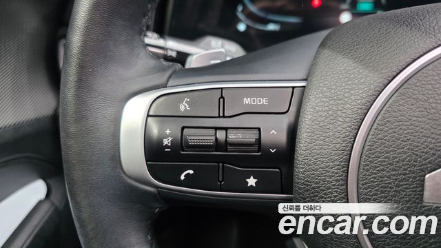 Kia Sportage 2023 — photo 29
