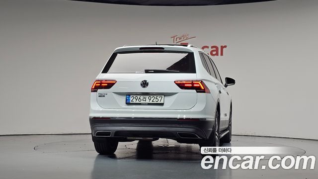 Volkswagen Tiguan 2020 — photo 4