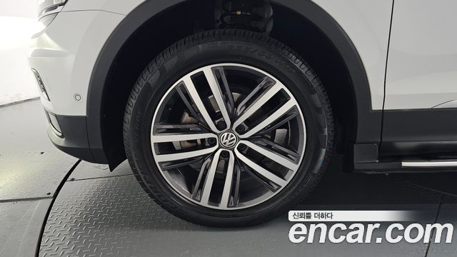 Volkswagen Tiguan 2020 — photo 5