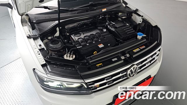 Volkswagen Tiguan 2020 — photo 6