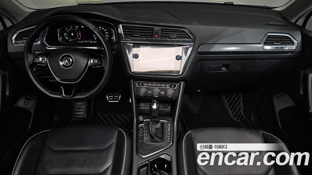 Volkswagen Tiguan 2020 — photo 10