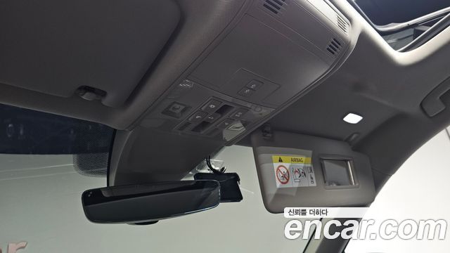 Volkswagen Tiguan 2020 — photo 32