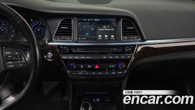 Hyundai Aslan 2016 — photo 19