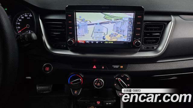 Kia Stonic 2019 — photo 18