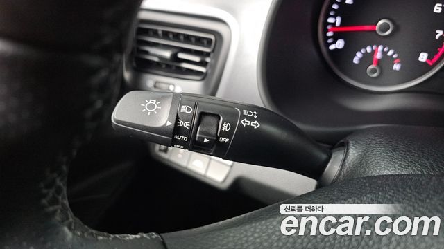 Kia Stonic 2019 — photo 27