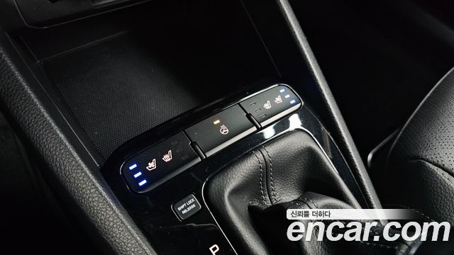 Kia Stonic 2019 — photo 30