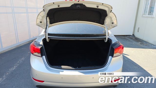 Hyundai AVANTE 2014 — photo 20