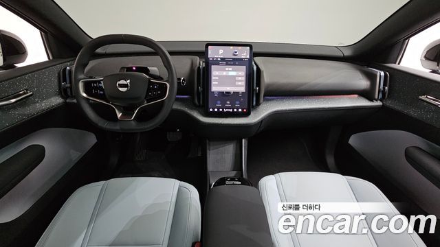 Volvo EX30 2025 — photo 10