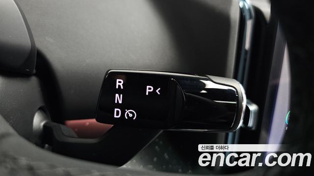 Volvo EX30 2025 — photo 12