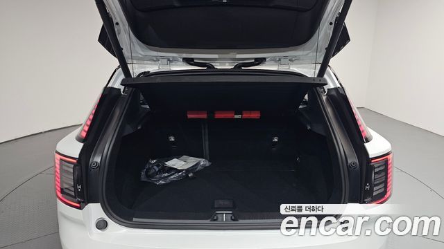 Volvo EX30 2025 — photo 26