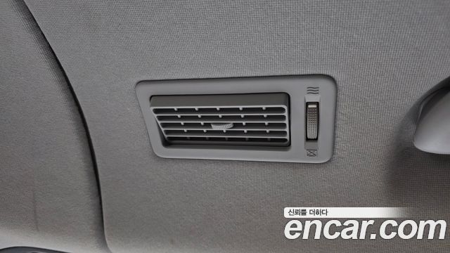 Hyundai Starex 2019 — photo 30