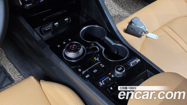 Kia K5 2023 — photo 9