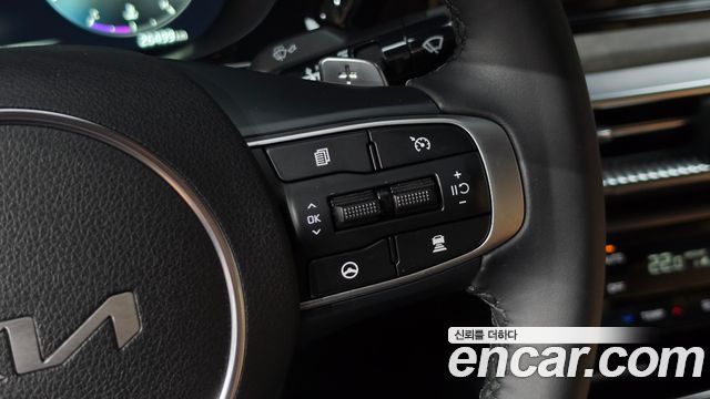 Kia K5 2023 — photo 13