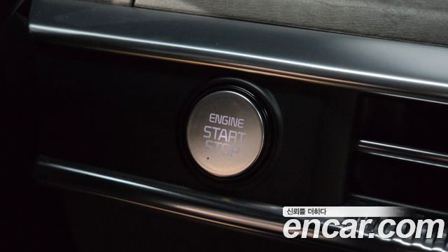 Kia K5 2023 — photo 19