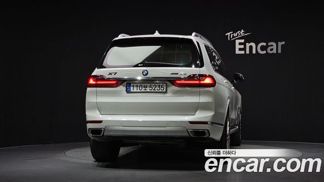 BMW X7 2020 — photo 4