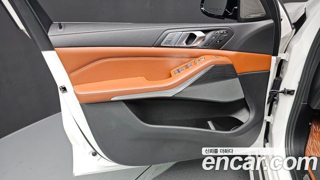 BMW X7 2020 — photo 14