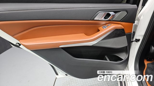 BMW X7 2020 — photo 15