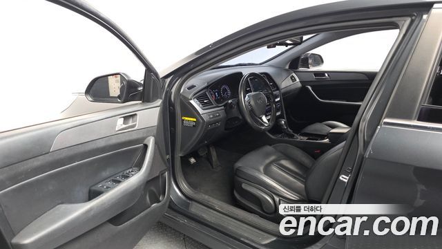 Hyundai Sonata 2019 — photo 13