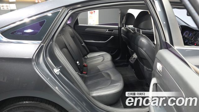Hyundai Sonata 2019 — photo 18