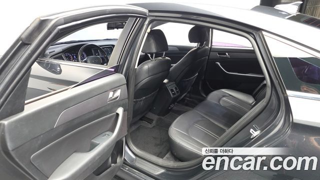 Hyundai Sonata 2019 — photo 16