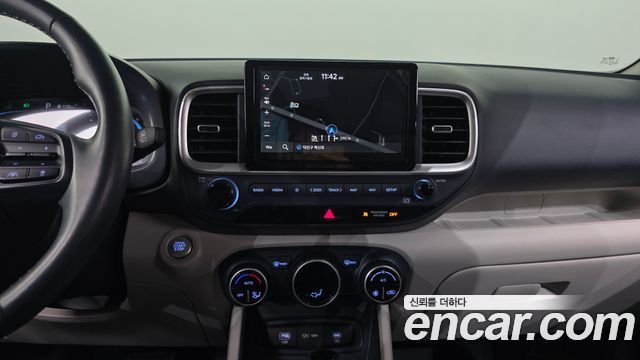 Hyundai Venue 2023 — photo 20