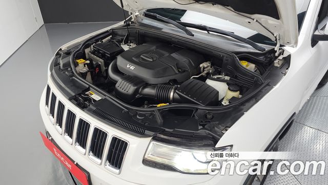 Jeep Cherokee 2015 — photo 6