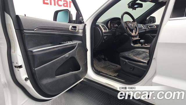 Jeep Cherokee 2015 — photo 10