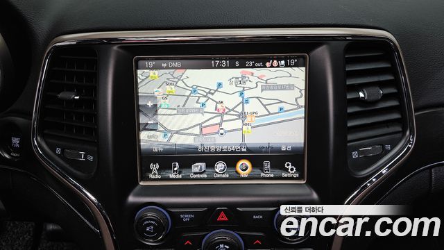 Jeep Cherokee 2015 — photo 14